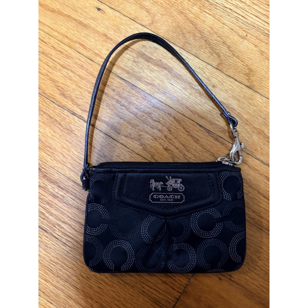 Coach Madison Op Art Wristlet